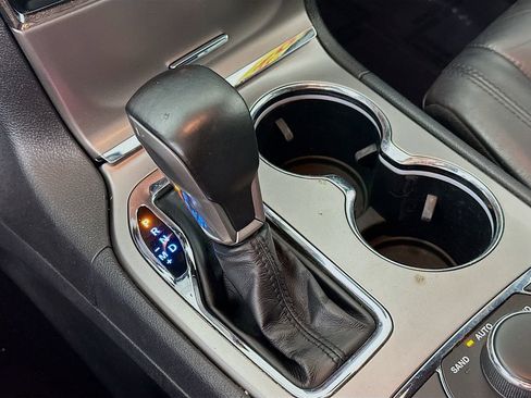 Certified 2020 Jeep Grand Cherokee Limited image 23