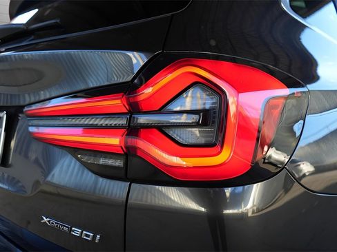 Used 2022 BMW X3 xDrive30i w/ Premium Package 2 image 15