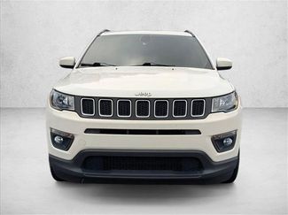 Used 2019 Jeep Compass Latitude FWD video 2