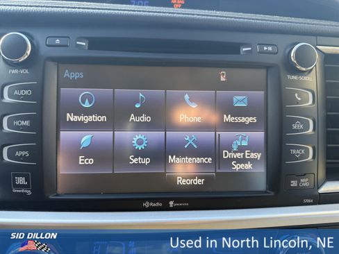 Used 2015 Toyota Highlander Limited Platinum image 16