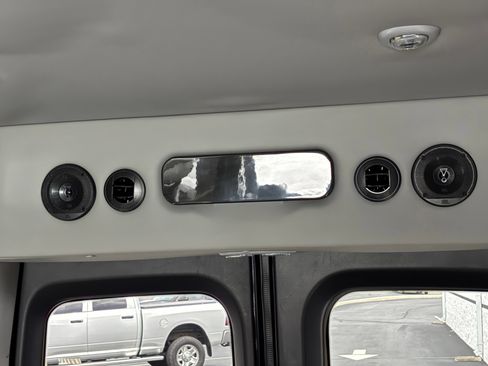 Used 2023 Mercedes-Benz Sprinter 2500 image 41