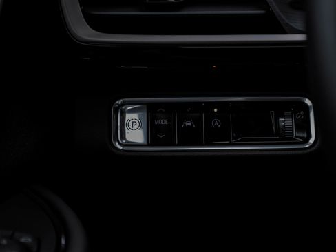 New 2025 Buick Envision Sport Touring image 29