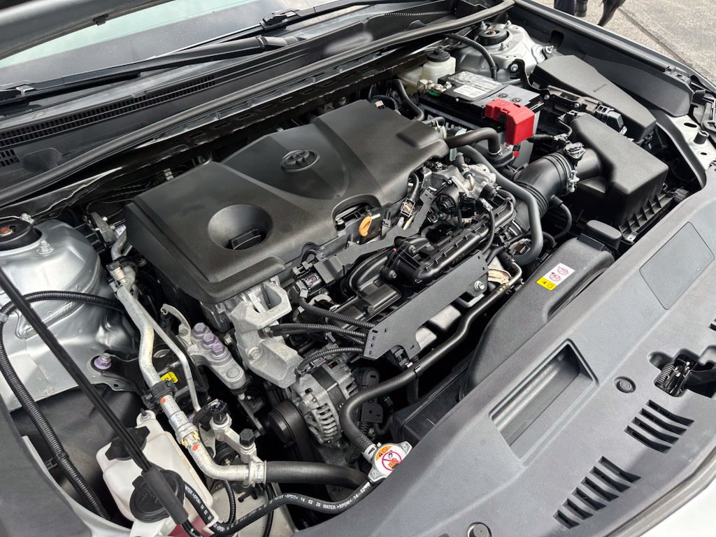 Used 2021 Toyota Camry SE FWD image 31