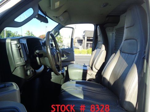 Used 2017 Chevrolet Express 2500 image 15
