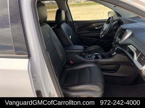 Used 2023 GMC Terrain SLT image 28