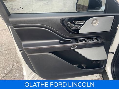 Used 2020 Lincoln Aviator Reserve w/ Equipment Group 202A image 21