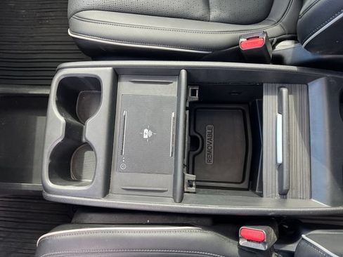 Used 2025 Honda Odyssey Elite image 30