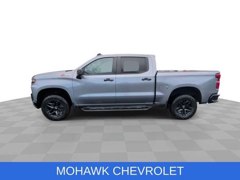 Used 2021 Chevrolet Silverado 1500 LT Trail Boss w/ Convenience Package II AWD/4WD image 6