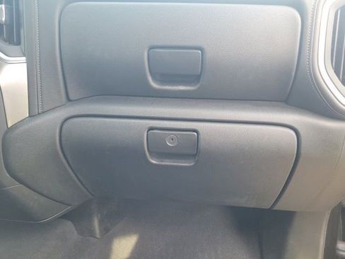 Certified 2019 Chevrolet Silverado 1500 LT w/ All-Star Edition image 18