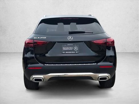 Certified 2025 Mercedes-Benz GLA 250 image 7