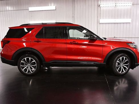 New 2026 Ford Explorer ST-Line AWD/4WD image 8