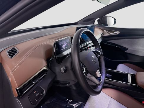 Used 2023 Volkswagen ID.4 Pro image 23