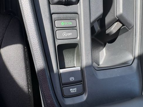 Certified 2025 Honda Accord LX image 21