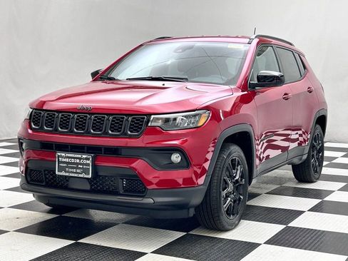New 2026 Jeep Compass Latitude image 4