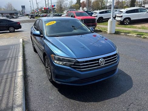 Certified 2021 Volkswagen Jetta R-Line FWD image 2