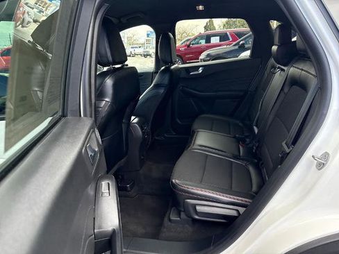 Certified 2025 Ford Escape ST-Line Select w/ Tech Pack #2 image 18