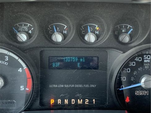 Used 2016 Ford F550 2WD Crew Cab Super Duty w/ XLT Interior Package image 24