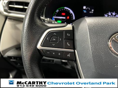 Used 2021 Toyota Sienna XLE w/ XLE Plus Package image 14