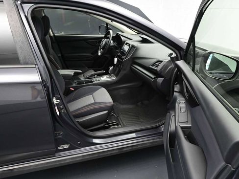 Used 2019 Subaru Crosstrek 2.0i Premium w/ Moonroof Package AWD/4WD image 30