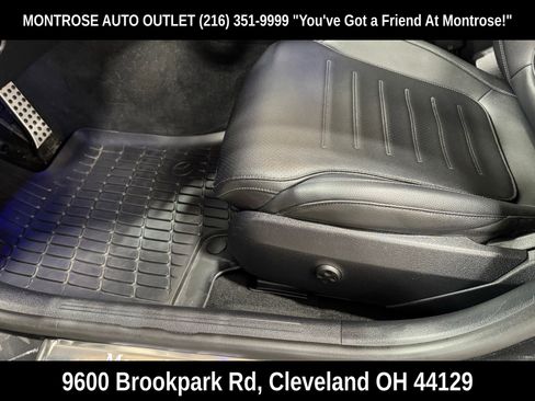 Used 2023 Mercedes-Benz C 300 4MATIC Sedan image 15