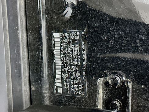 Used 2025 Honda HR-V LX image 12