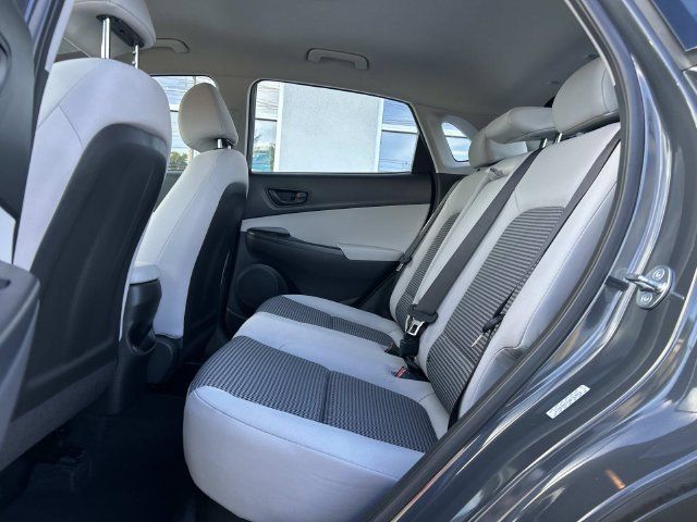 Certified 2023 Hyundai Kona SE w/ Cargo Package AWD/4WD image 13