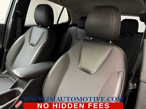 Used 2022 Buick Encore GX Preferred w/ Cold Weather Comfort Package image 13