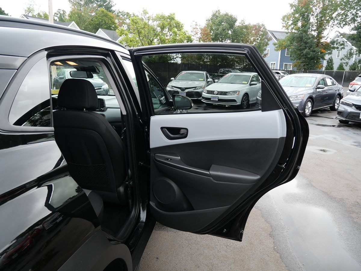 Used 2019 Hyundai Kona SEL AWD/4WD image 30