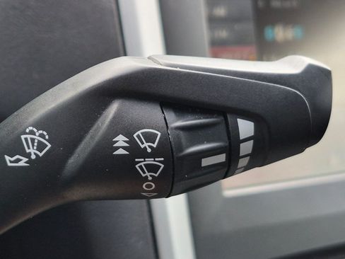 Used 2016 Ford Fusion SE FWD image 19