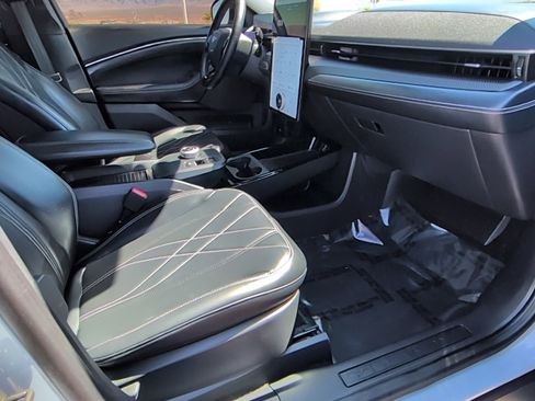 Used 2024 Ford Mustang Mach-E Select RWD image 29