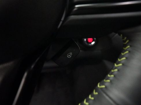 Used 2025 Subaru Ascent Bronze Edition image 21