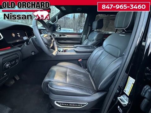 Used 2023 Jeep Grand Wagoneer Series II AWD/4WD image 13