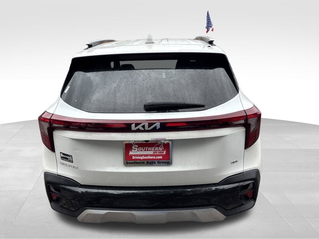 Used 2025 Kia Seltos S AWD/4WD image 4