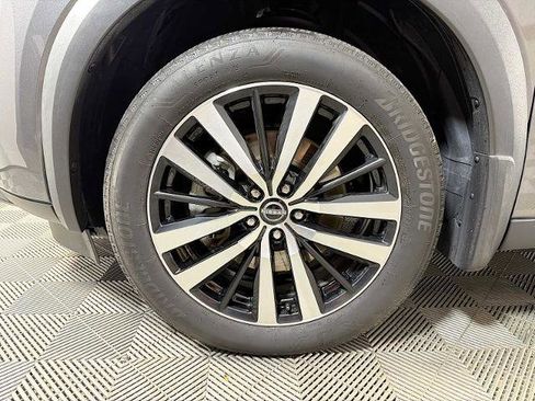 Certified 2024 Nissan Pathfinder Platinum AWD/4WD image 30