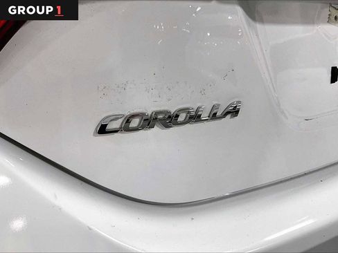 Certified 2018 Toyota Corolla LE image 9