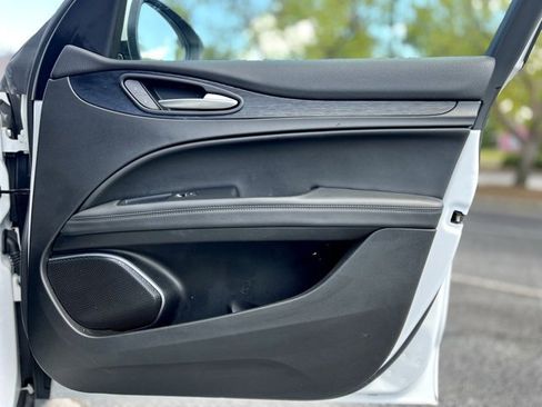 Used 2022 Alfa Romeo Stelvio Sprint image 26