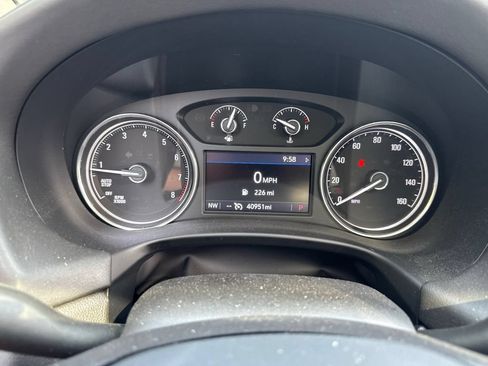 Used 2023 Buick Enclave Essence w/ Experience Buick Package AWD/4WD image 13