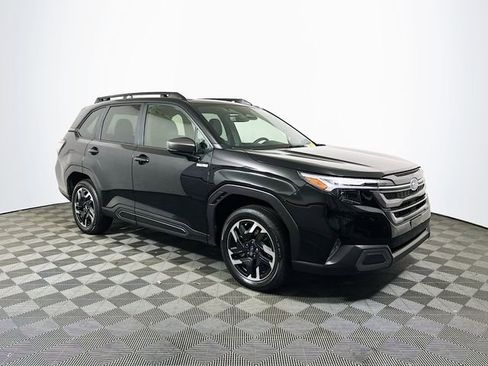 Used 2025 Subaru Forester Limited image 1