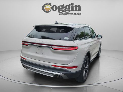 Used 2022 Lincoln Corsair Reserve w/ Equipment Group 201A FWD image 7