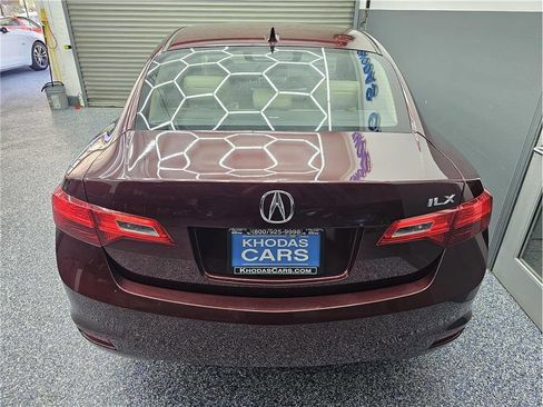 Used 2014 Acura ILX w/ Technology Package image 4