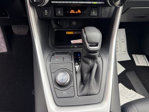 New 2025 Toyota RAV4 XSE image 15