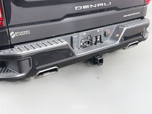 Used 2023 GMC Sierra 1500 Denali w/ Denali Reserve Package AWD/4WD image 41