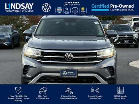 Certified 2022 Volkswagen Atlas SE w/ Black Wheel Package image 3