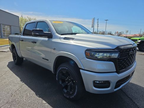 New 2026 RAM 1500 4x4 Crew Cab image 3