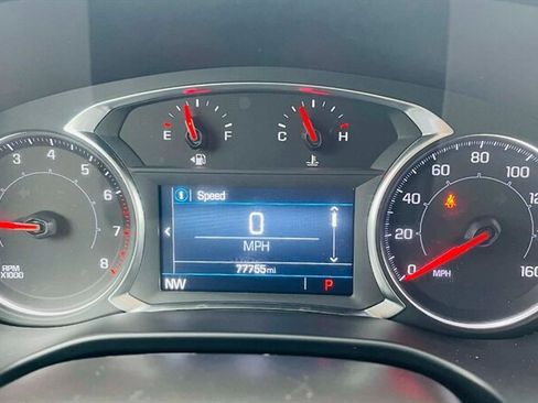 Used 2023 GMC Acadia SLE w/ Driver Convenience Package image 16