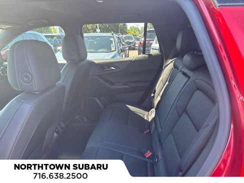 Used 2025 Chevrolet Equinox LT w/ Convenience Package II AWD/4WD image 8