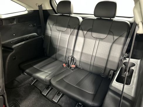 Certified 2022 Kia Sorento SX image 22