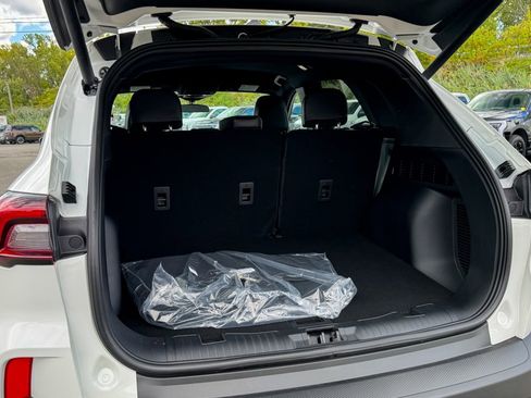 New 2025 Ford Escape ST-Line w/ Tech Pack #1 image 16