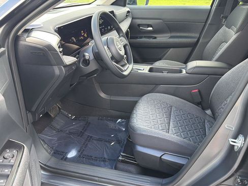 New 2026 Nissan Kicks SV w/ Cold Weather Package FWD image 10