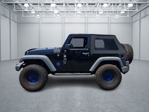 Used 2012 Jeep Wrangler Sport AWD/4WD image 2